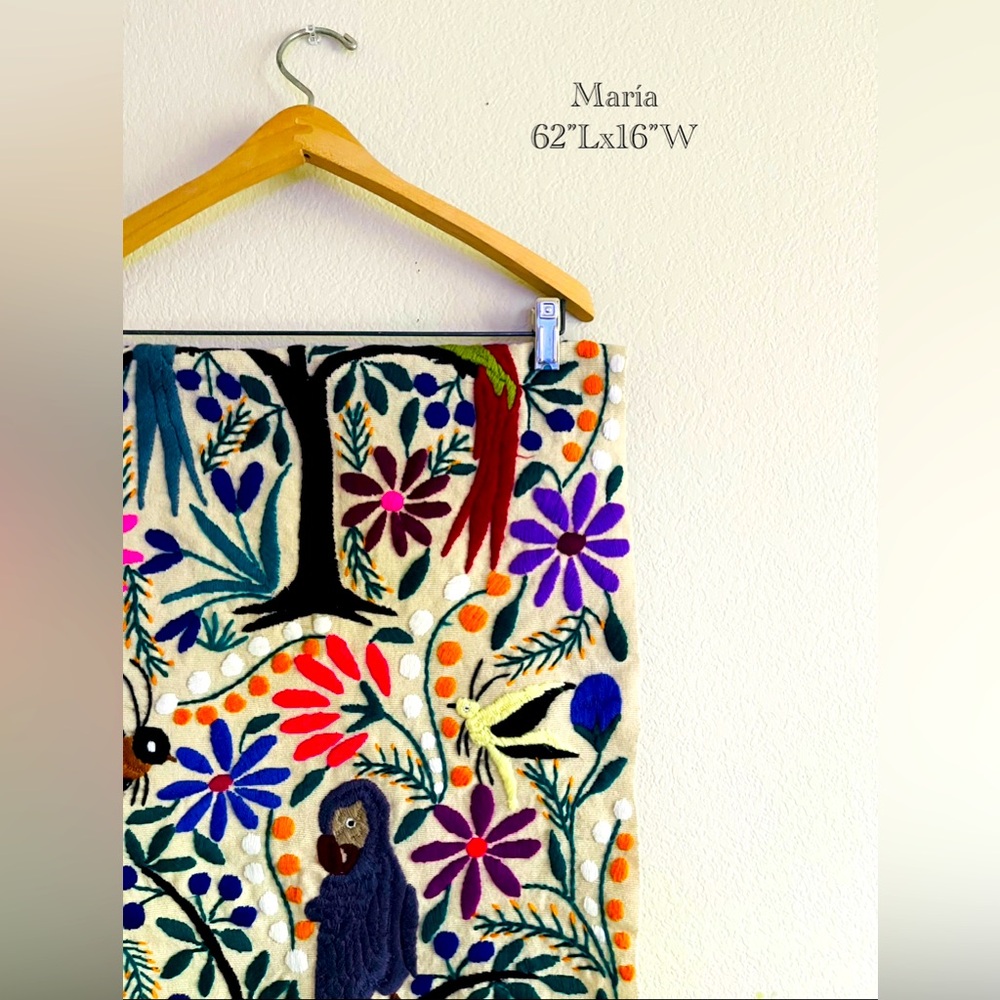 Table Runner Handmade In Oaxaca - Picture 3 of 4